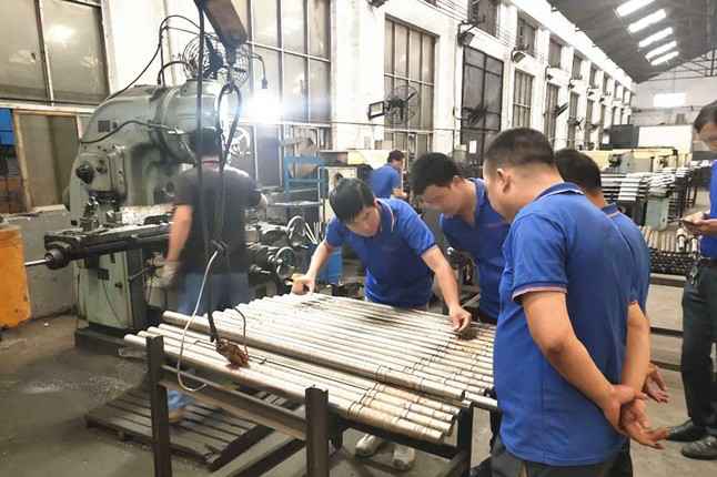 欧宝官方端网站登录入口-欧宝(中国)每周对各个工序进行质量监督检验的现场。